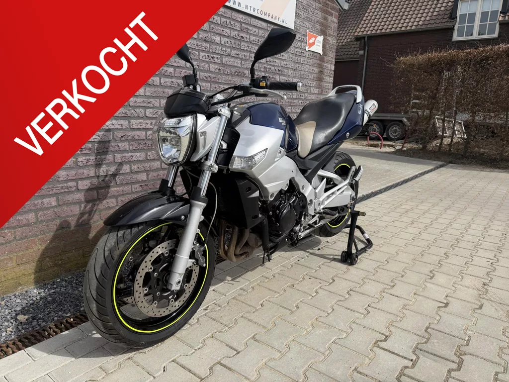 Suzuki GSR 600